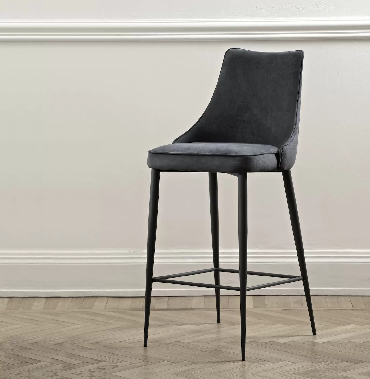 Стул Clara полубарный 40.69