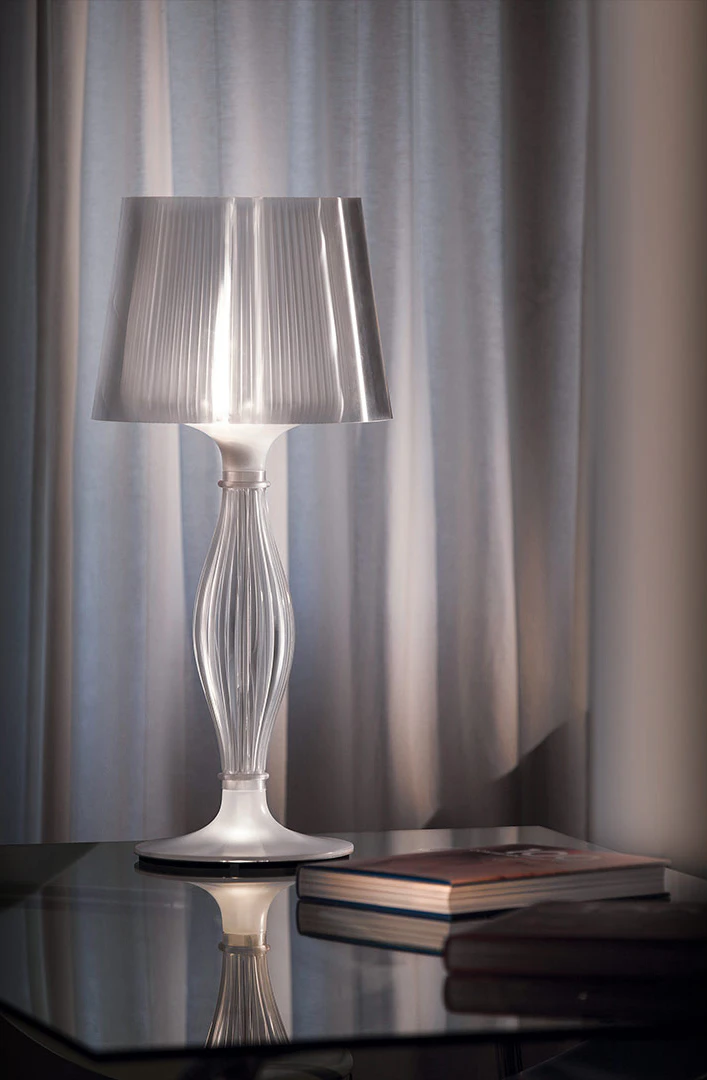 Slamp Настольная лампа Liza Table prisma Slamp Настольная лампа Liza Table prisma