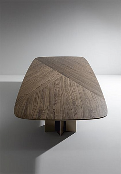 Стол Geometric Table