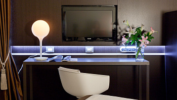 Светильник Castore Tavolo 1049010A