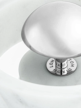 Настольный светильник Stone Portable Silver STPO01SSUN