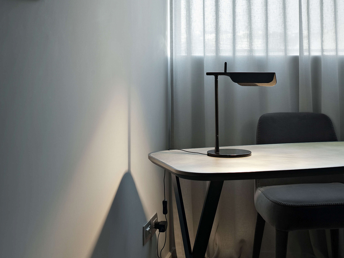 Настольный светильник Tab Table Matt Blue Настольный светильник Tab Table Matt Blue