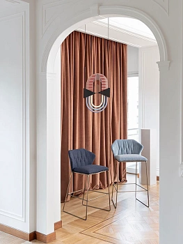 Saba Italia стул New York Stool