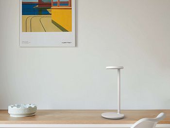 Настольный светильник Oblique Matt White