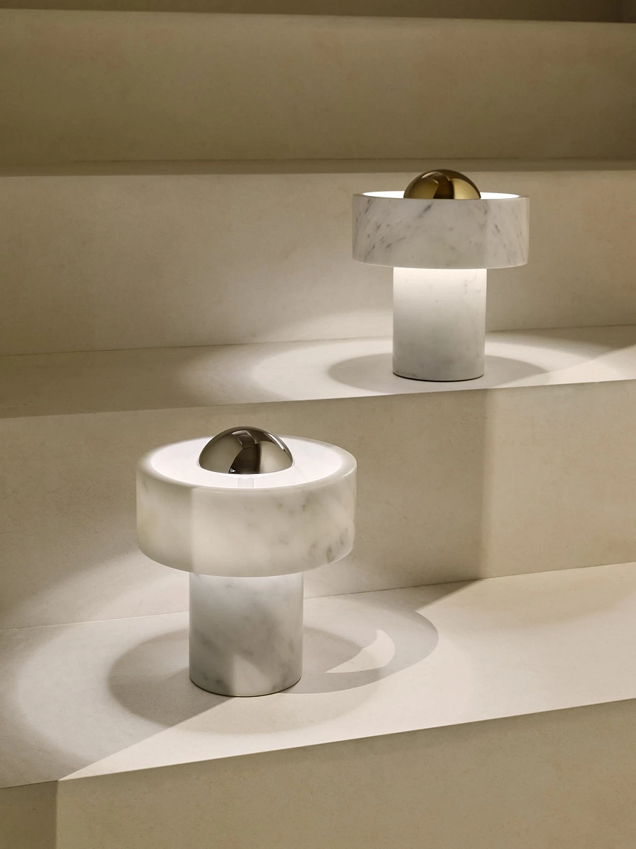 Настольный светильник Stone Portable Silver STPO01SSUN Настольный светильник Stone Portable Silver STPO01SSUN