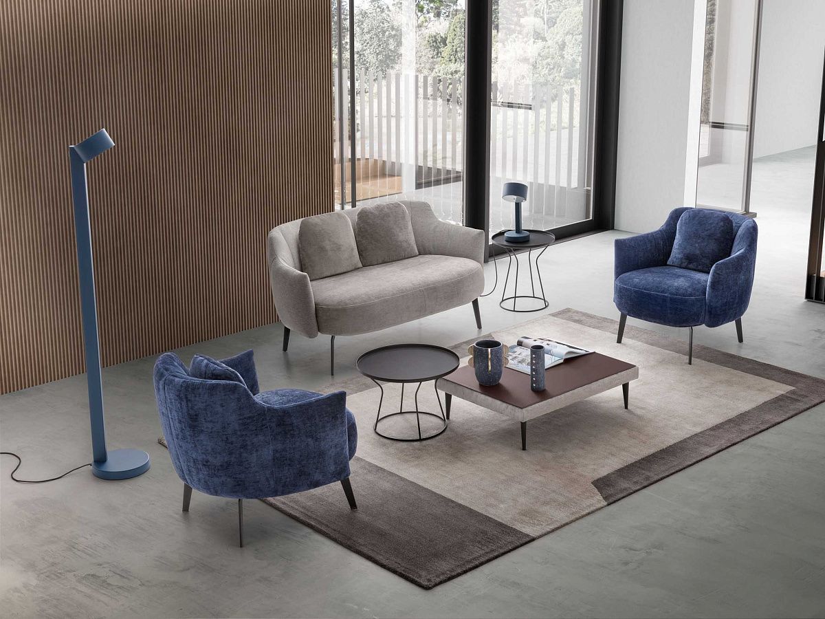 Диван двухместный Shelley Loveseat Диван двухместный Shelley Loveseat