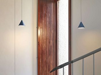 Люстра String Light Cone Blue